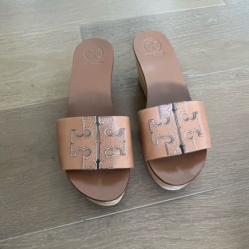 Tory Burch Tan Leather Wedges